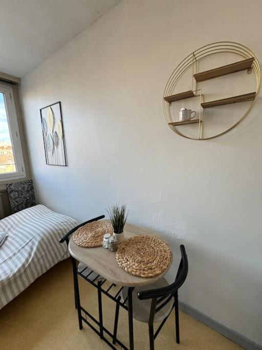 Joli Studio Au Coeur De Valence 41 Dış mekan fotoğraf